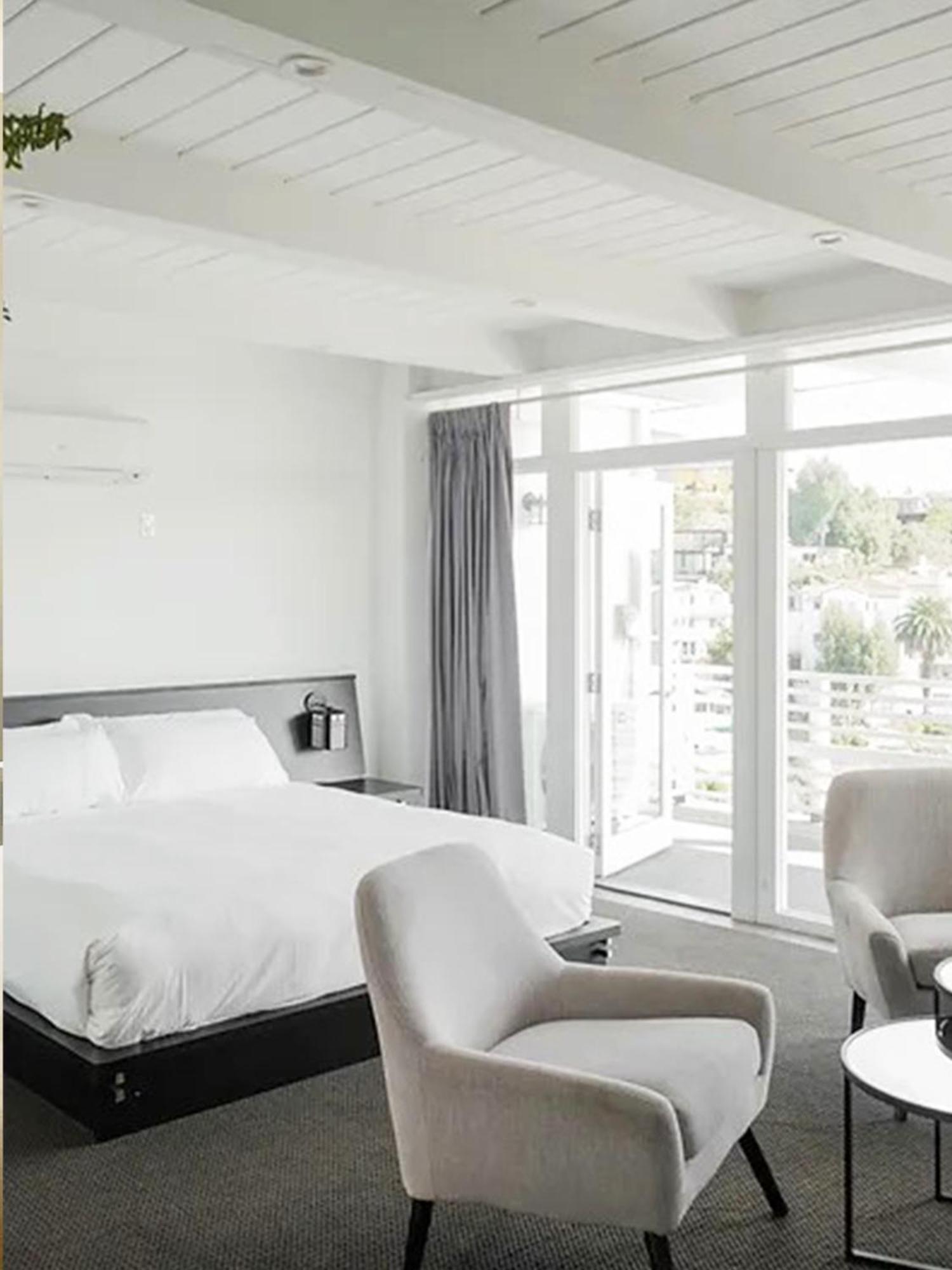 Hollywood Hills Hotel ลอสแอนเจลิส ภายนอก รูปภาพ